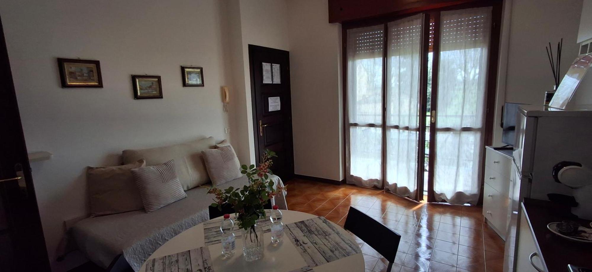 Villa Gaudi 코르네글리아노 로덴세 외부 사진